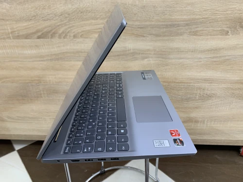 Lenovo ideapad ryzen3 3200