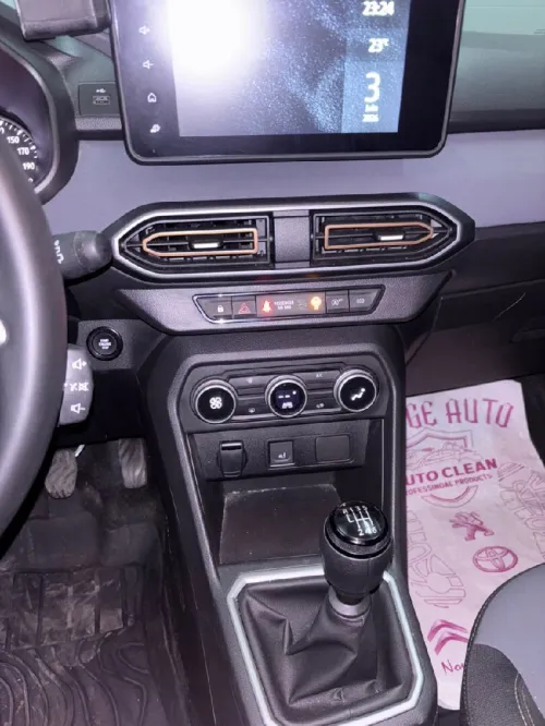 Dacia Duster 2024 