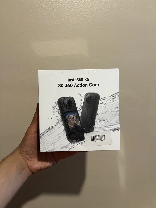 Insta 360 x5 action camera