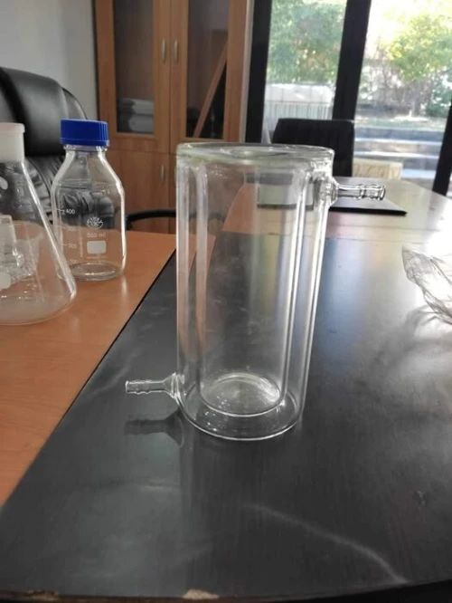 Fabrication de tous types de verrerie scientifique