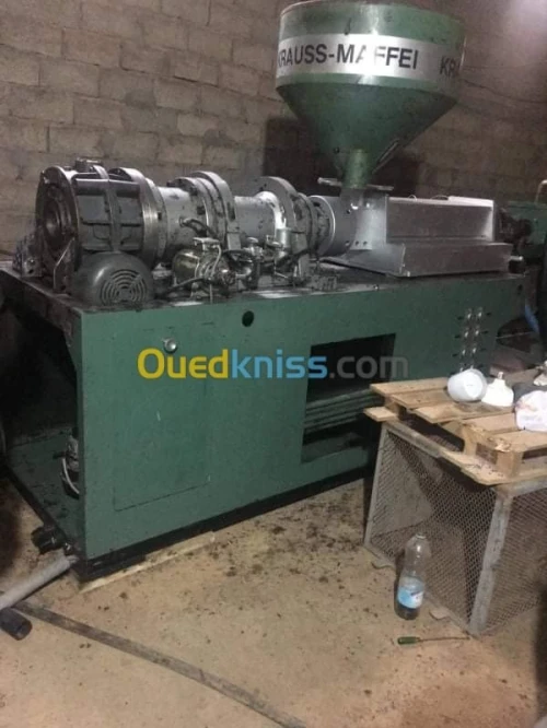 2 Extrudeuses plastique pour teuyeau rouleau