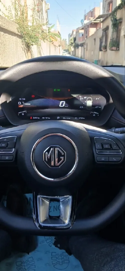 MG 5 2025 180 DVVT