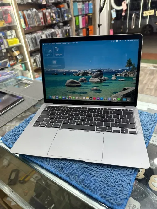 MacBook Air 2020 M1