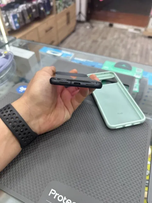 Google Pixel 8