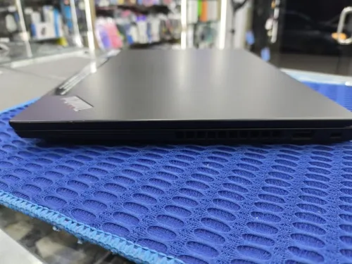 Lenovo thinkpad X395 Ryzen 5 pro