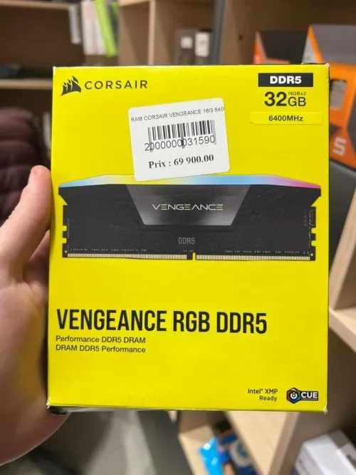 RAM CORSAIR VENGEANCE 16G 6400MHZ CL32 RGB ( CONFIGURATION UNIQUEMENT )