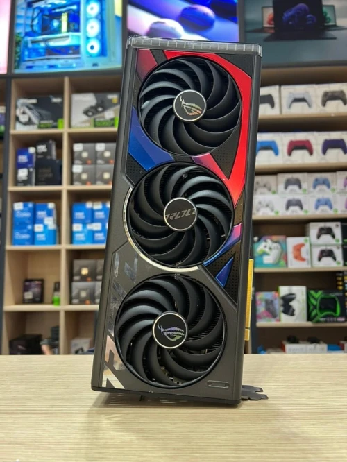 GPU ASUS ROG STRIX 4070TI 16GB OC SANS BOX ( USED LIKE NEW )