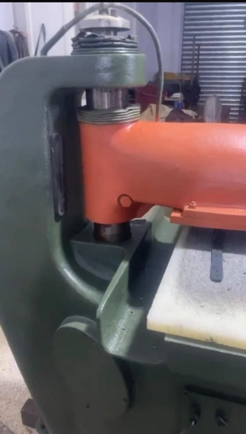Presse balancier hydraulique 18 tonnes made in Italy