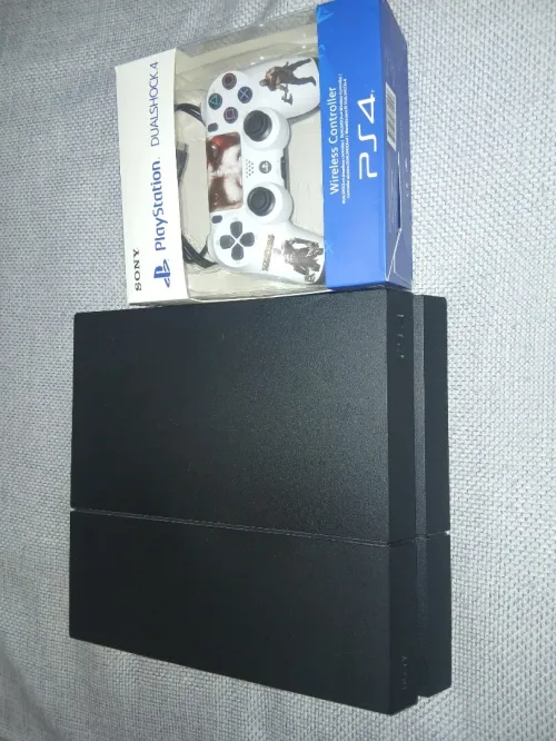 Playstation 4 model 12.16 version online 1tb