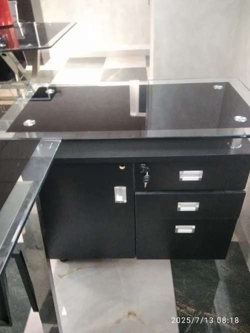  Bureau importation trés bon état 190cm/90cm
