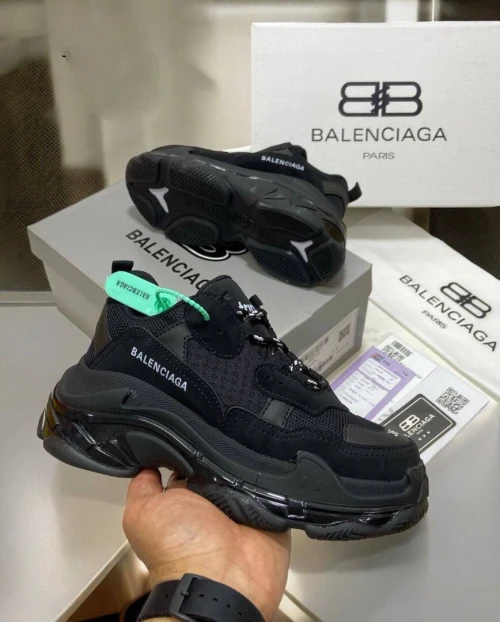 Basket balanciaga super good 