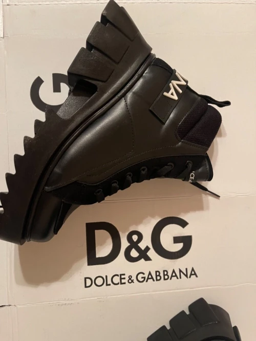 Bouttes dolce gabana super good