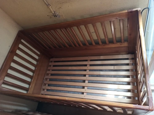 Lit bébé w matelas 