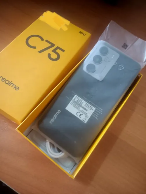 Realme C75