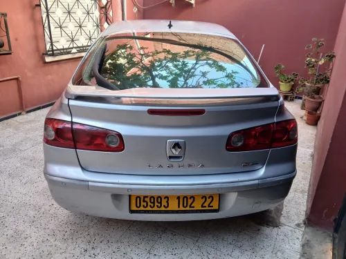Renault Laguna 2 2002 Initiale paris
