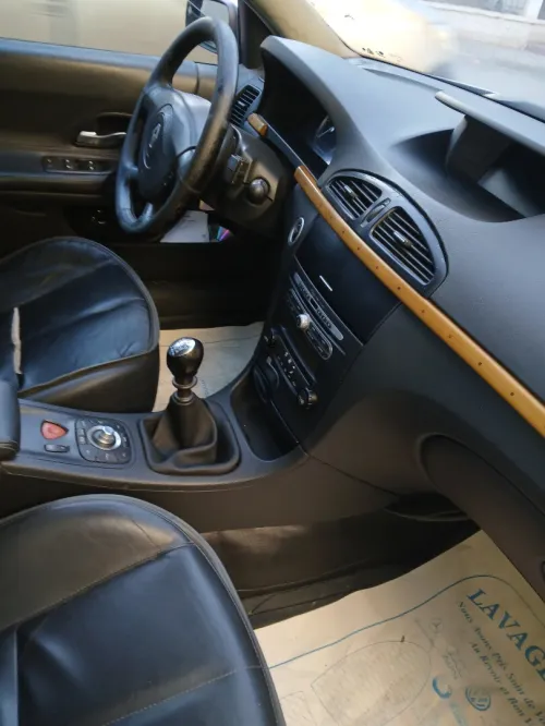 Renault Laguna 2 2002 Initiale paris