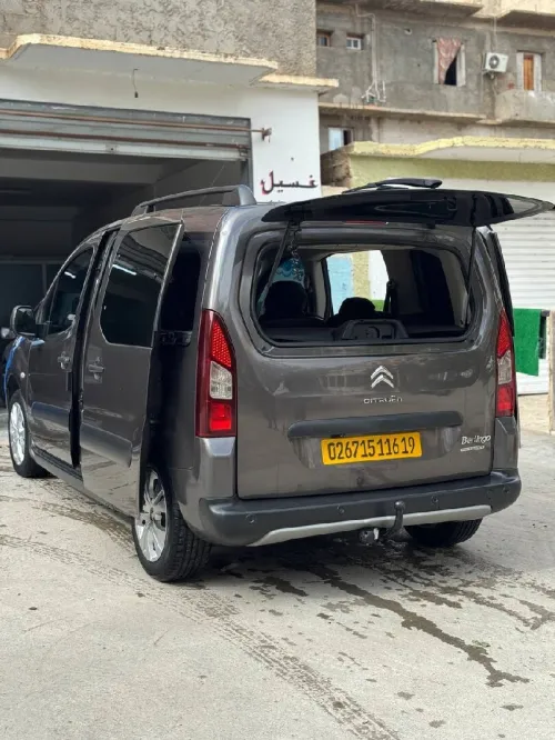 Citroen Berlingo 2016 Teppe