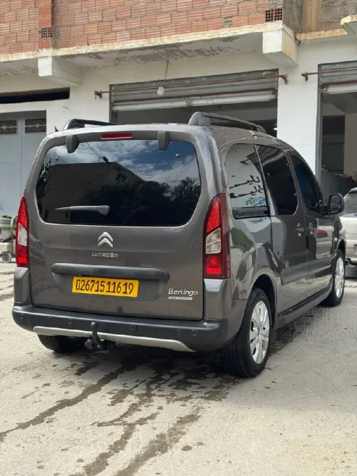Citroen Berlingo 2016 Teppe