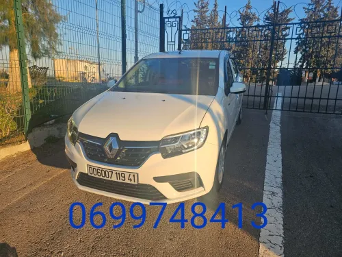 Renault Symbol 2019 Whaite editoon