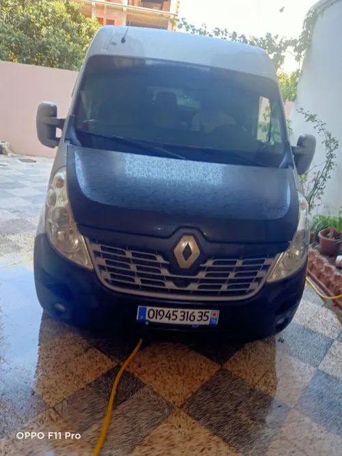 Renault Monster 3 pano 2016