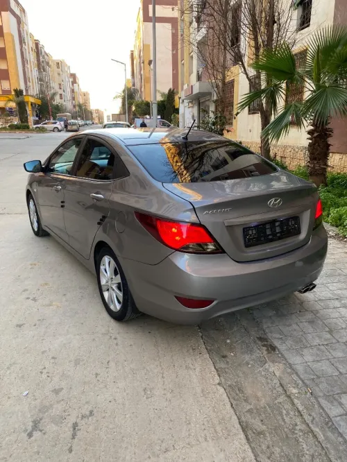 Hyundai Accent RB  4 portes 2018 GL+