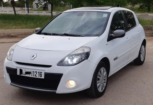 Renault Clio 3 2012 Night and Day