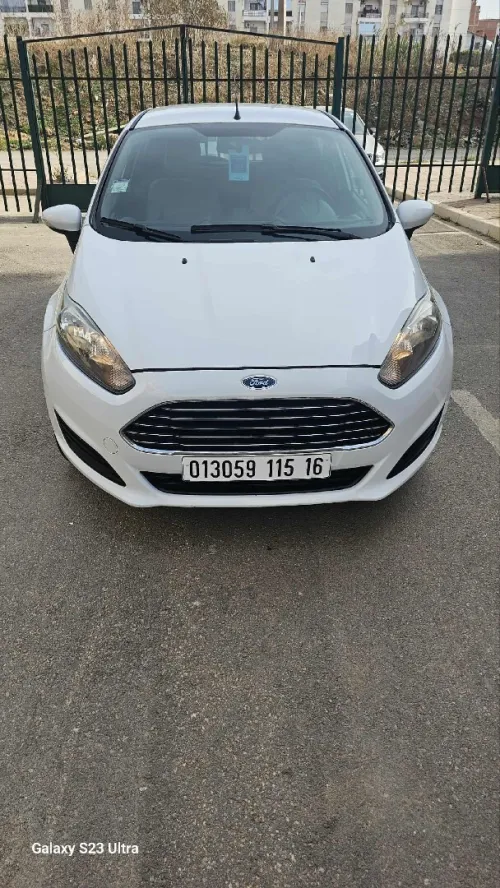 Ford Fiesta 2015 Titanium 