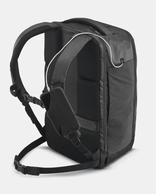 Sac à dos de voyage et de randonnée Decathlon Escape 32L Black