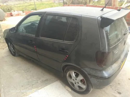 Peugeot polo 2001 moyen
