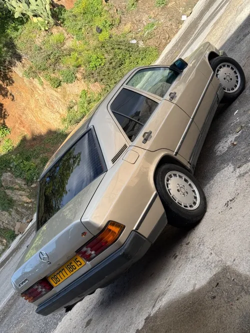 Mercedes W201 190D 1986 