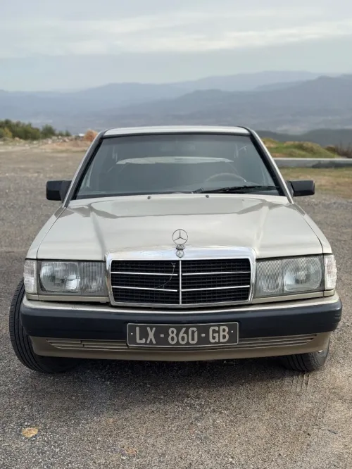 Mercedes W201 190D 1986 