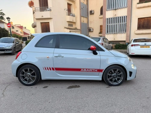 Fiat 500 2021 Abarth