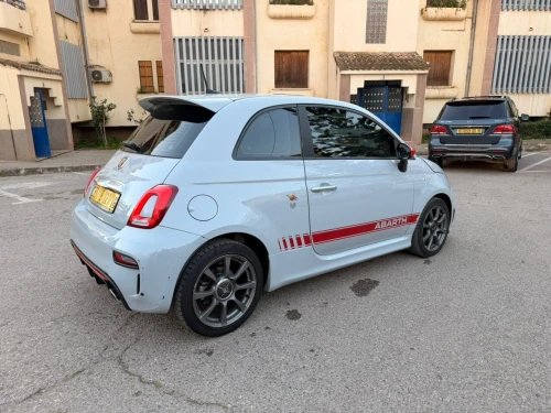 Fiat 500 2021 Abarth
