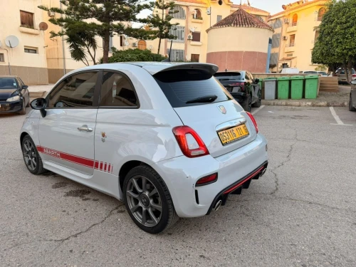 Fiat 500 2021 Abarth
