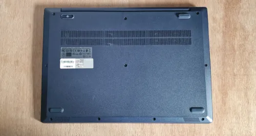 Lenovo ideapad 3 - i3 10em 4gb 256 SSD