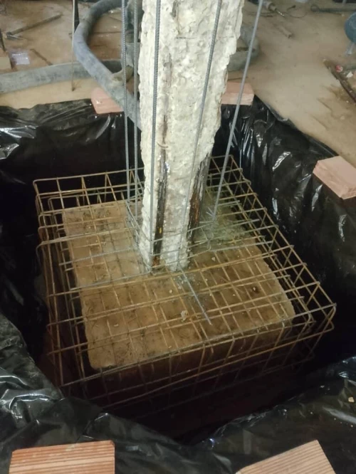 Construction et aménagement antérieur extérieur et espace vert +piscine