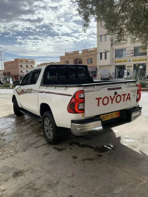 Toyota Hilux 2021 LEGEND DC 4x4