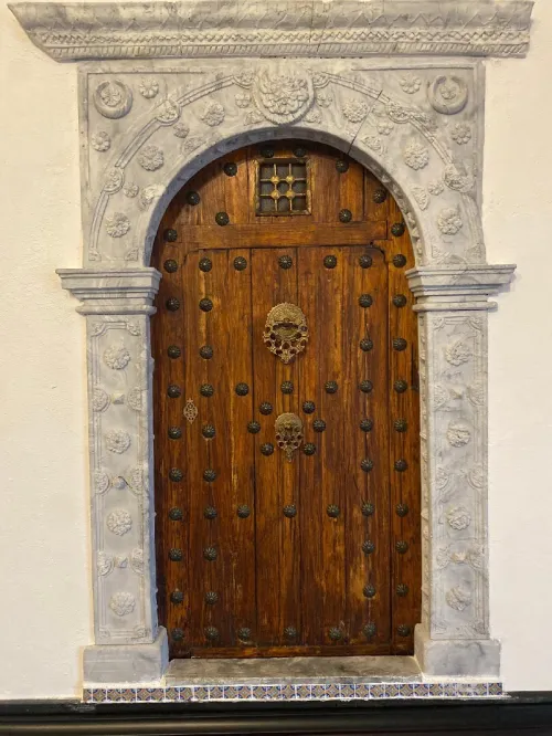 Bardo Door باب باردو