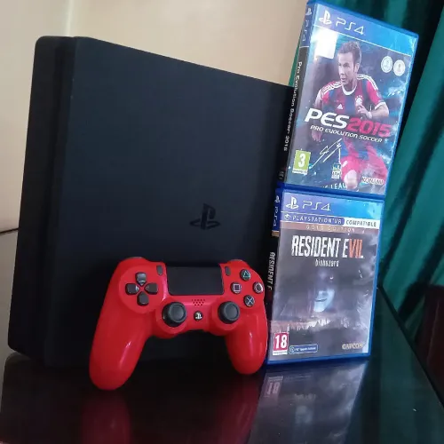 PS4