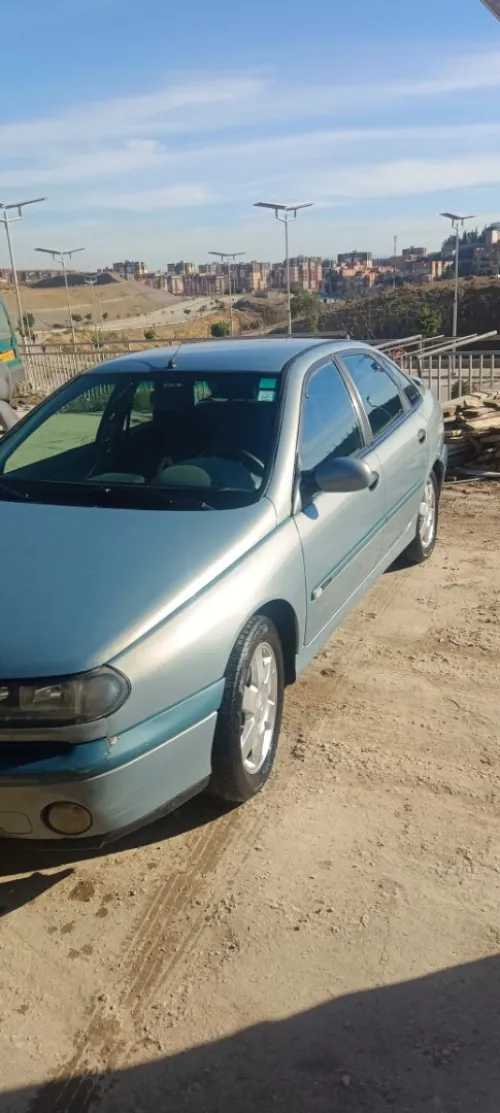 Laguna Renault 1994 Très bonne état