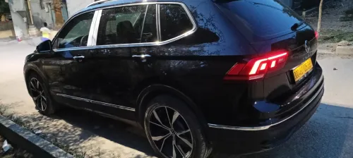 Volkswagen Tiguan 2025 300 TSI