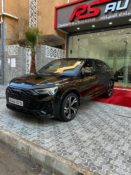 Audi Q3 2023 Sline