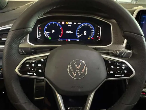 Volkswagen T-Roc 2025 R-Line 