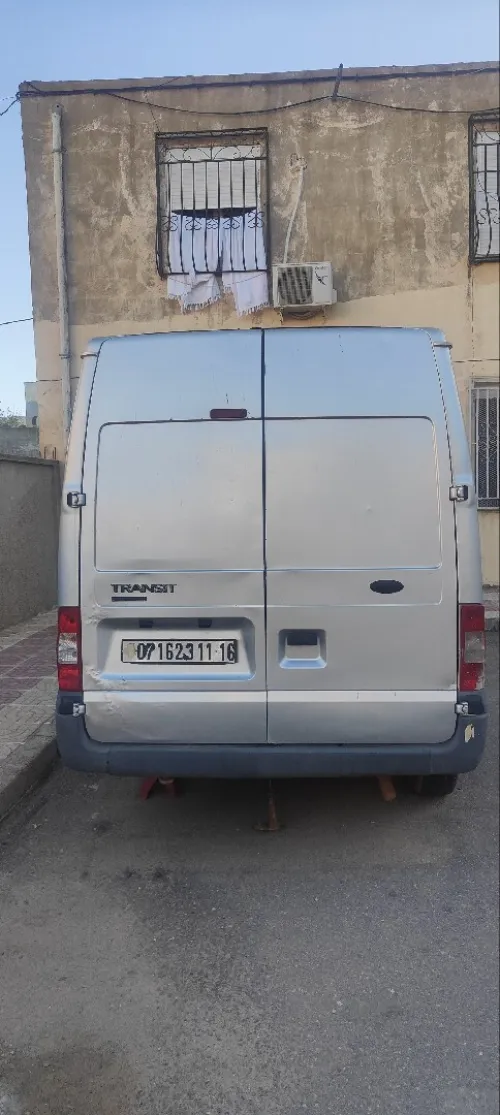 Ford Transit 2011