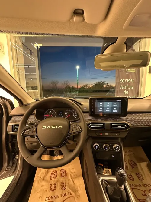 Dacia Logan 2025 