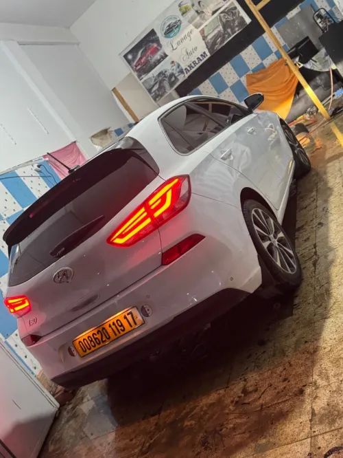 Hyundai i30 2019 Toute options