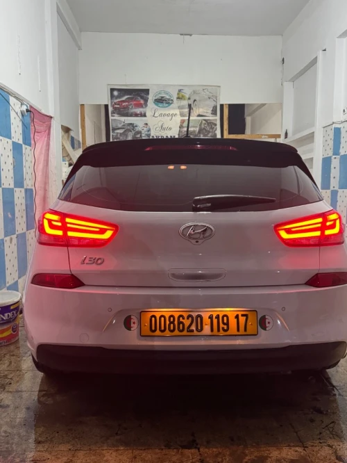 Hyundai i30 2019 Toute options