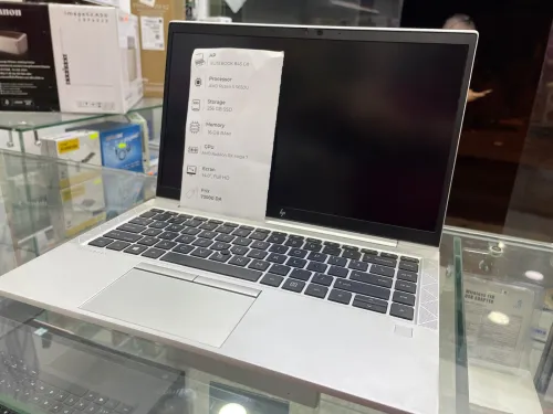 Laptop HP ELITEBOOK 845 G8