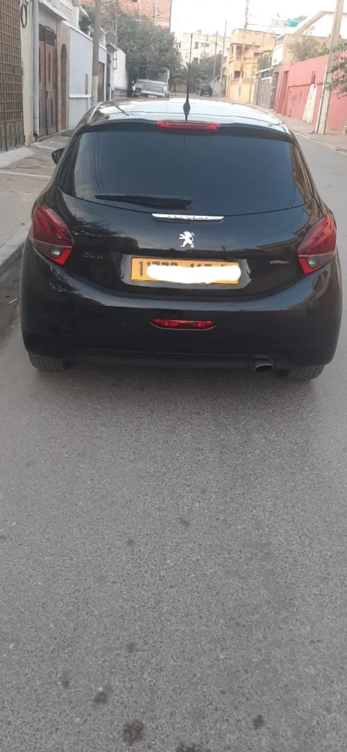 Peugeot 208 2017 
