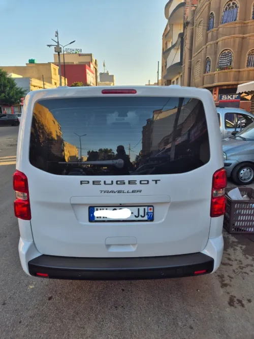 Peugeot Traveller 2025 VIP